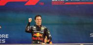 OFICIAL: Pérez mantiene la victoria en Singapur -SoyMotor.com