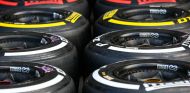 Pirelli prepara unos compuestos reserva para 2017 - SoyMotor