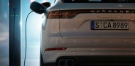 Porsche desarrolla un propulsor eléctrico formado por cuatro motores - SoyMotor.com