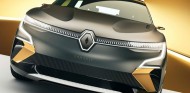 Renault podría recuperar nombres clásicos para futuros modelos eléctricos - SoyMotor.com