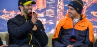 Chandhok: "Ricciardo y Sainz llamarán a la puerta de Ferrari para 2022" - SoyMotor.com