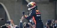 Daniel Ricciardo celebra su victoria en China – SoyMotor.com