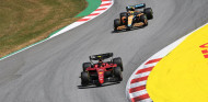Norris pone 'deberes' a McLaren: "Replicar el progreso 2022 de Ferrari"