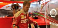 Vettel en el box de Ferrari durante el GP de Estados Unidos