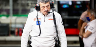 Steiner 'pide' a sus pilotos que eviten un accidente en Bakú - SoyMotor.com