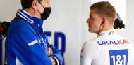 Las negociaciones entre Haas y Schumacher para 2023, paralizadas - SoyMotor.com