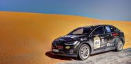 El Tesla Model X ante el desafío del desierto – SoyMotor.com