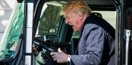 Trump asegura que "los coches autónomos son trampas mortales" - SoyMotor.com