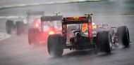 Verstappen persigue a los dos Mercedes en Brasil - SoyMotor