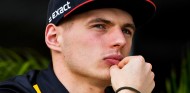 Villeneuve: "En otro equipo Verstappen no hubiera aguantado tanto en Fórmula 1" - SoyMotor.com