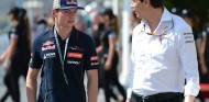 Horner: "Verstappen estaría el primero en la lista de Wolff si Hamilton se retira" - SoyMotor.com