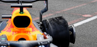 Los neumáticos de Verstappen tenían la presión demasiado baja en Bakú, según Pirelli - SoyMotor.com