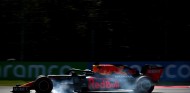 Verstappen tira la toalla por el Mundial: "El coche no es lo suficientemente bueno" - SoyMotor.com