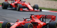 Ferrari imparte órdenes de equipo en China para priorizar a Vettel - SoyMotor.com