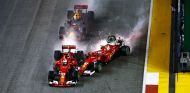 Accidente entre Vettel, Räikkönen y Verstappen en la salida del GP de Singapur 2017 - SoyMotor.com