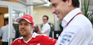Wolff: "En unos días Vettel verá que su acción no fue tan gloriosa" - SoyMotor.com