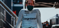 Vettel ya negocia su continuidad con Aston Martin: &quot;No estoy preocupado&quot; - SoyMotor.com
