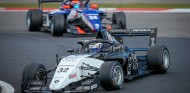 David Vidales no se baja del podio de la Fórmula Renault  - SoyMotor.com