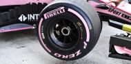 Neumático hiperblando en el VJM10 de Force India en Yas Marina - SoyMotor.com