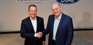 Volkswagen y Ford estrechan su cooperación - SoyMotor.com