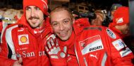 Fernando Alonso (izq.) y Valentino Rossi (der.) – SoyMotor.com
