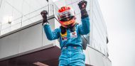 Lloveras celebra la victoria en el circuito de Sochi - SoyMotor