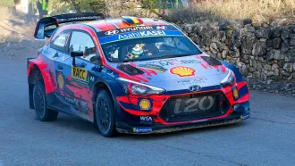 Neuville_WRC_Barcelona_2019_soymotor.jpg