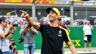 Ricciardo_Silverstone_2019_jueves_soymotor.jpg