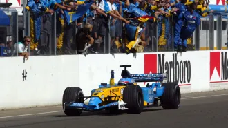 alonso-renault-hungria-2003-soymotor.jpg