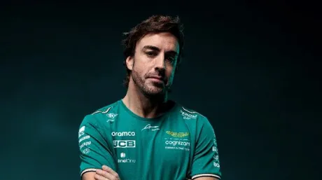 Alonso: "Es cuestión de tiempo que Aston Martin gane carreras y títulos" - SoyMotor.com