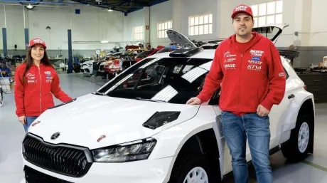 Efrén Llarena y Sara Fernández, a repetir título europeo con un nuevo Škoda Fabia RS Rally2 - SoyMotor.com
