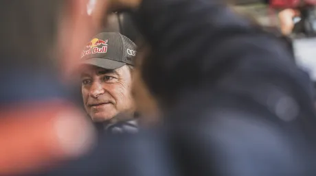 Carlos Sainz confirma que no pasará por el quirófano - SoyMotor.com