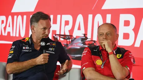 Horner espera "una gran batalla en las próximas carreras" - SoyMotor.com