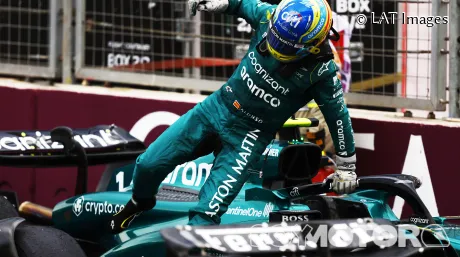Alonso, "contento" con el cuarto puesto tras "un fin de semana complicado con el problema del DRS" - SoyMotor.com