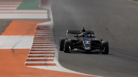 Palou Motorsport marca el ritmo en los primeros test de Eurocup-3 - SoyMotor.com