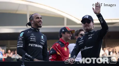 Lewis Hamilton y Valtteri Bottas en Baréin