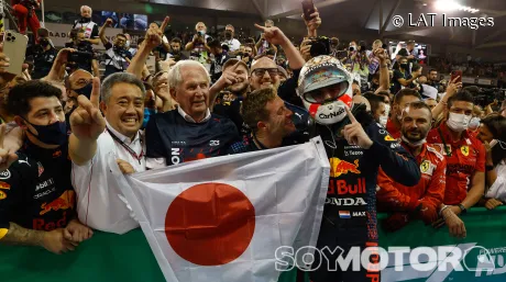 'Dardo' de Verstappen a Honda: "Pensábamos que se iban, pero ahora se quedan y se van con Aston Martin" - SoyMotor.com