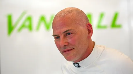 Jacques Villeneuve se 'cae' del equipo Vanwall de Le Mans - SoyMotor.com