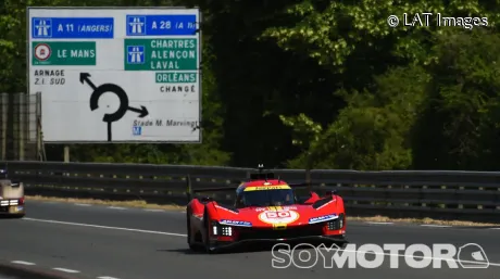 Ferrari 499P en Le Mans.