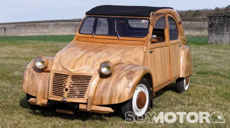Citroën 2CV de madera - SoyMotor.com