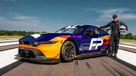 Ford presenta su nueva arma, el Mustang GT3, con el que estará en el WEC y Le Mans en 2024 - SoyMotor.com