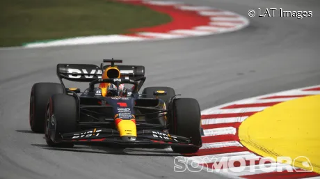 Verstappen mantiene su dominio en los Libres 2 de España; Alonso, segundo - SoyMotor.com