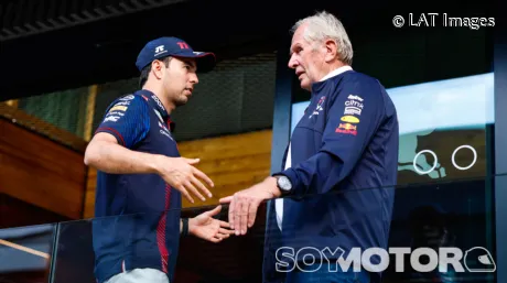 Sergio Pérez y Helmut Marko en Silverstone