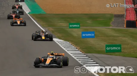 McLaren, el que más ha hecho sudar a Red Bull… de momento - SoyMotor.com