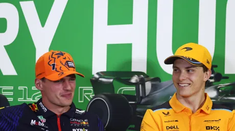 Max Verstappen y Oscar Piastri en Hungría