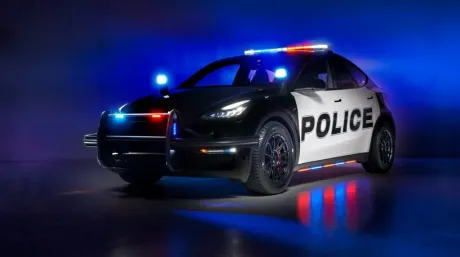 El Tesla Model Y se convierte en coche de policía - SoyMotor.com