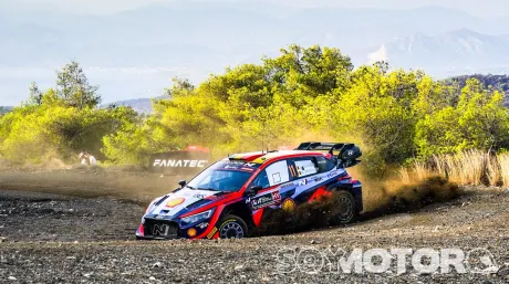 Neuville en Grecia.