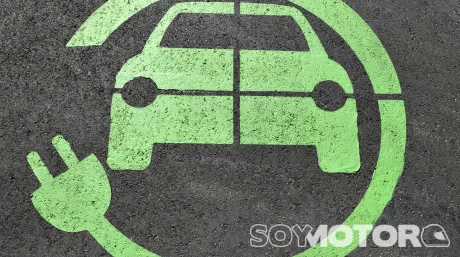 Así han evolucionado los puntos de recarga para vehículos electrificados en España - SoyMotor.com