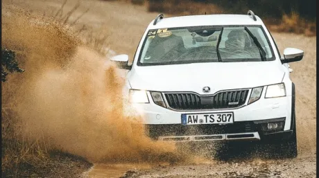 Tras los incendios, las tormentas afectan a los reconocimientos del Rally Acrópolis - SoyMotor.com