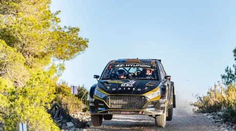 RallyRACC Catalunya: Pepe López regresa por todo lo alto al S-CER - SoyMotor.com